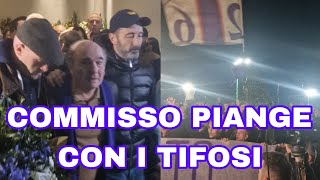 🥺 COMMISSO PIANGE CON I TIFOSI DELLA CURVA FIESOLE LULTIMO SALUTO DEI TIFOSI VIOLA A JOE BARONE 💜 [upl. by Pond491]