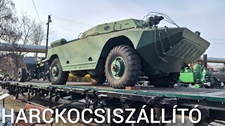 HarckocsiSzállító Vonat Tank Ágyú [upl. by Rratsal]