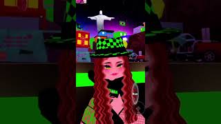 Como ela dança 😳🙈 roblox shorts viral [upl. by Weisbart]