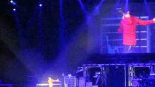 JUSTIN BIEBER Explains his hurt knee  CLEVELAND OHIO 111110 [upl. by Charmane]