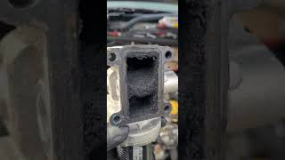 Vauxhall Vectra 19 cdti egr valve removal [upl. by Abelard204]