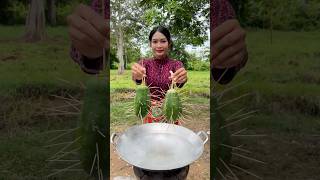 Cooking papaya with egg recipe foodie cookrecipe cooking delicious [upl. by Annalee]