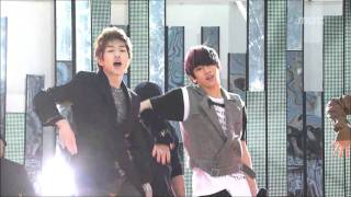 SHINee  Ring Ding Dong 샤이니  링 딩 동 Music Core 20091205 [upl. by Gavra]