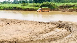 Fully loaded Tata 709 crossing river 😱 [upl. by Sibeal517]