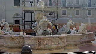 PIAZZA NAVONA ROME RENOVATIONS TAKING PLACE [upl. by Healion]