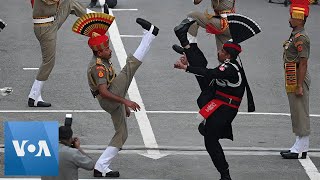 Guards at IndiaPakistan Border Perform Independence Day Ceremony [upl. by Enetsirhc]