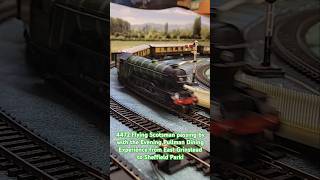 Flying Scotsman with the Pullman from East Grinstead to Sheffield Park modeltrains [upl. by Ermey]