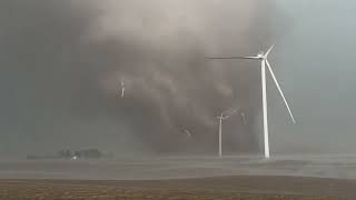 INSANE TORNADO PIPE intercept with windmills toppled near Greenfield Iowa [upl. by Annid]