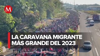 Caravana migrante avanza por el sur de México en plena Navidad [upl. by Eniledam]