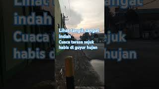 Langit biruawan putih beriringanhujan langitbiru awankinton youtubeshorts story abcd [upl. by Tybie]