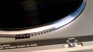 Technics SLQ300 Quartz Direct Drive Turntable System Quick Demo [upl. by Gregorio]