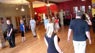 Dancing The Argentine Tango  Vals lesson Steps  Oscar Mandagaran amp Georgina Vargas [upl. by Okiram709]