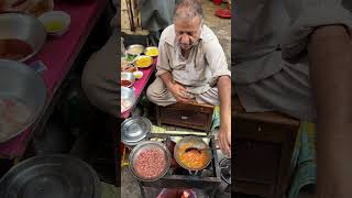 Small Dhaba Mughaz Karahi  Anda Mughaz Karahi  Old Baba G Making Beef Mughaz Karahi Qissa Khwani [upl. by Yhprum]