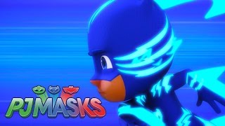 PJ Masks  SuperSized Gekko  Disney Junior UK [upl. by Nunciata640]