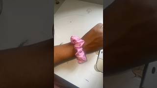 DIY fast and easy SCRUNCHIES in less then 1 minutes scrunchies knitcraft [upl. by Georgeanna]