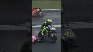 Rossi managed to catch up at the final corner [upl. by Esojnauj858]