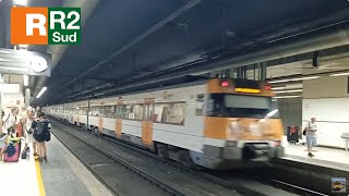 Renfe Rodalies UT447 fent la R2 sortint de Sants amb destinació BCNEstació de França [upl. by Hulen752]