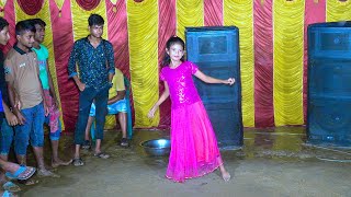 পিচ্চি মেয়ের অসাধারণ ড্যান্স  Golapi Golapi Tor Gal Golapi  Bangla Wedding Dance Performance [upl. by Norford312]