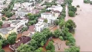 Enchente em Governador Valadares o bairro Ilha dos Araújos alagada [upl. by Nuy322]