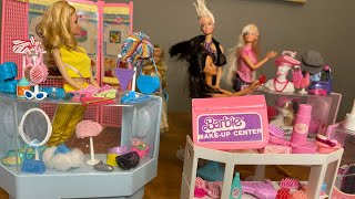 Unboxing vintage Barbie furniture and playset Barbie store 1982 Barbie playset Dreamstore Boutique [upl. by Ricard]