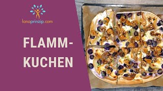 Feines Flammkuchen Rezept einfach und schnell  Mit Birnen Trauben und KaramellSchokolade [upl. by Ecnerat]