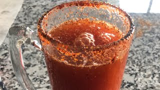 Michelada De Clamato La más Rica y Fácil de Preparar 🍺😋 Bebida Preparada Con Cerveza [upl. by Arihday79]