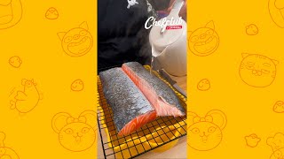 Salmão ao forno 🐟🤩 Você vai mergulhar de cabeça nesse prato SHORTS [upl. by Acile]