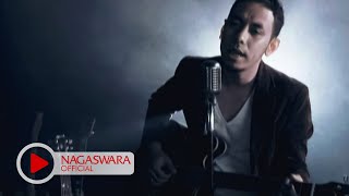 Pongki Barata  Aku Milikmu Malam Ini Official Music Video NAGASWARA music [upl. by Raquel]