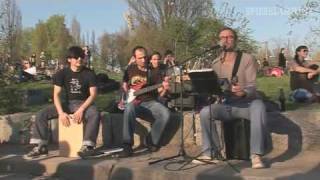 Mauerpark Karaoke auf dem ehemaligen Todesstreifen  DER SPIEGEL [upl. by Ebarta]