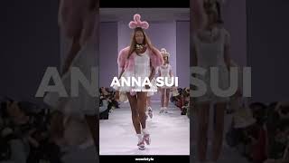 ANNA SUI fashionshow naomicampbell supermodels fashion fyp shorts viralvideo [upl. by Forlini871]