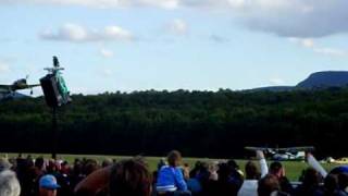 B17 Bomber auf der Flugschau in Kirchheim unter Teck [upl. by Harilda85]