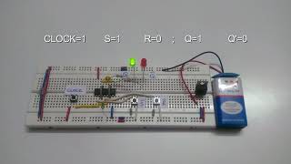 SR Flip flop Working Explanation [upl. by Suvart]