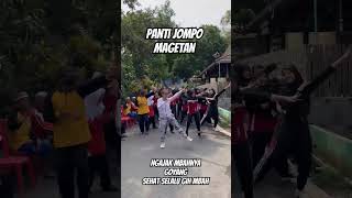 Semangat gih mbahnya dangdutkoplo koplo goyang [upl. by Seely]