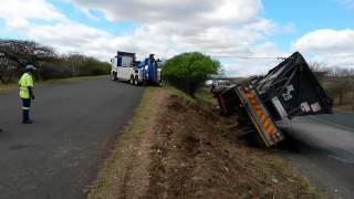 SM Towing Pongola Recovery [upl. by Isyed823]