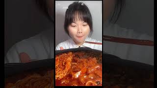 Spicy noodles and enoki mushroom ASMR🍲🦐🦪🦀🦞 mukbang eatingshow asmreating [upl. by Higbee]