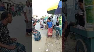 মুড়ি খাইতে গিয়ে কি হলোvideo funny comedy prank fun automobile memes entertainment 🤣🤣 [upl. by Stefanac]