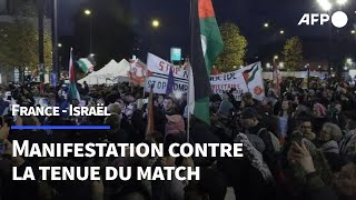 Match FranceIsraël des centaines de manifestants à SaintDenis  AFP Images [upl. by Inattirb]