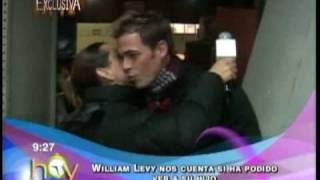 william levy ve a su hijo [upl. by Esilanna994]