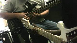 Eric Gales  Bass Jamming at Capitol Guitars [upl. by Arehahs]