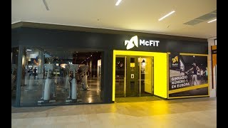 McFit gym es horrible Crítica a la cadena de gimnasios [upl. by Thurston721]