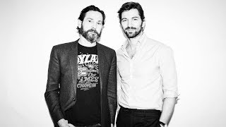 Henry Thomas and Michiel Huisman Chat New Netflix Horror The Haunting Of Hill House [upl. by Winshell331]