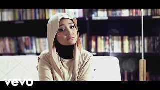 Fatin  Aku Memilih Setia Video Clip [upl. by Cher]