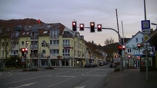 Spoorwegovergang Marsberg D  Railroad crossing  Bahnübergang [upl. by Elinnet]