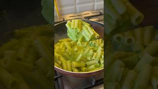 Spinach Pesto Pasta for diet lovers dietrecipehealthyshorts [upl. by Juli]