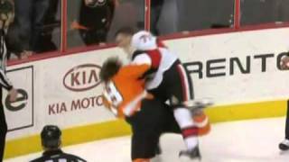 Nick Foligno vs Claude Giroux Jan 20 2011 [upl. by Evvie897]