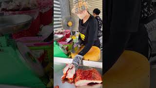 ♻️Amazing roast pork cutting skill shorts [upl. by Nedaj909]