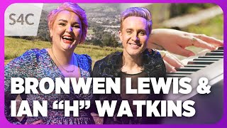 Bronwen Lewis a Ian ‘H’ Watkins Mae’r Felan Arna i  Stunning Duet in the Welsh Valleys  S4C [upl. by Montagu]