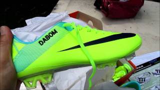 Unboxing Nike Mercurial Vapor VII7 VoltPurpleRetro HD [upl. by Nosmoht942]