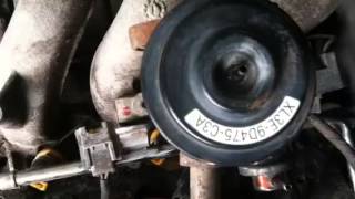 How to fuel rail injector removal on ford f150 54 46 [upl. by Kathe401]