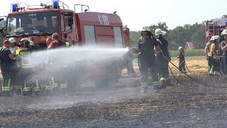 Feuerwehrauto brennt nach Flächenbrand in Bersenbrück [upl. by Clarke]